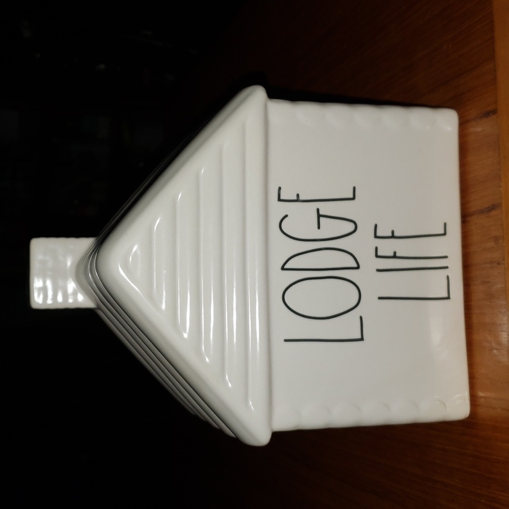 Ray Dunn Lodge Life Cabin